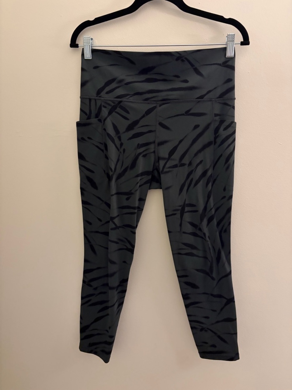 Athleta Black & Charcoal High-Waist Printed Leggings